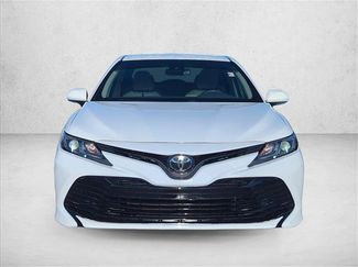 Used 2018 Toyota Camry LE w/ Convenience Package video 2