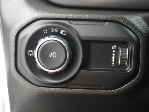 Used 2023 Jeep Wrangler Unlimited Sport AWD/4WD image 21