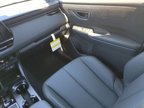 New 2026 Subaru Outback Limited image 15