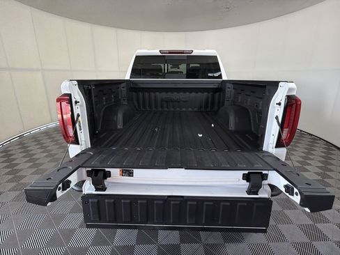 Used 2023 GMC Sierra 1500 SLT w/ SLT Premium Package AWD/4WD image 27