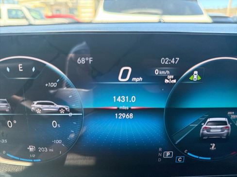 Used 2023 Mercedes-Benz GLB 250 4MATIC image 30