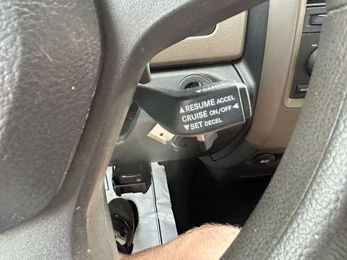 Used 2011 RAM 1500 ST w/ SXT Appearance Group AWD/4WD image 17