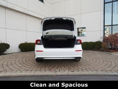 Used 2023 Honda Civic Sport image 15