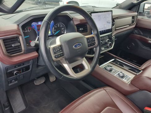 Used 2024 Ford Expedition Max Limited image 14