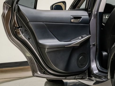 Used 2018 Lexus IS 300 300 image 41