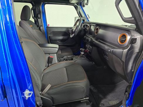 Used 2022 Jeep Gladiator Mojave image 12