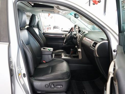 Used 2010 Lexus GX 460 460 image 44