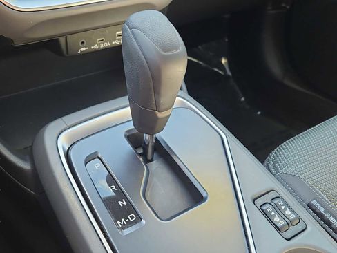 Used 2024 Subaru Crosstrek 2.0i Premium image 21