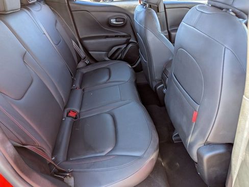 Used 2023 Jeep Renegade Trailhawk w/ Trailhawk Elite Group image 20