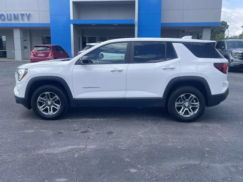 Used 2025 GMC Terrain Elevation AWD/4WD image 6