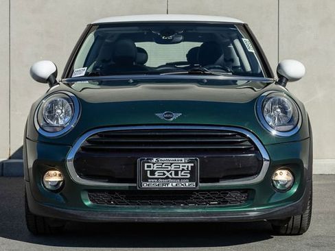 Used 2019 MINI Cooper 2-Door Hardtop image 2