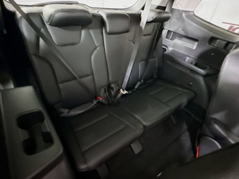Certified 2022 Kia Telluride EX w/ EX Premium Package AWD/4WD image 33