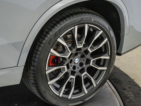 Used 2024 BMW X5 sDrive40i w/ M Sport Package RWD image 11