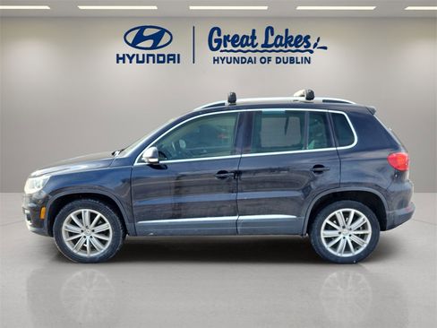 Used 2015 Volkswagen Tiguan SE image 2