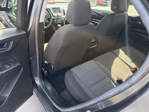 Used 2022 Chevrolet Equinox LT image 17