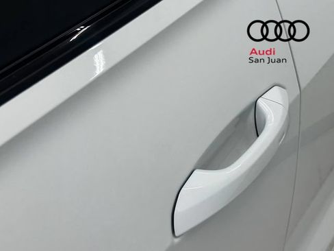 Used 2019 Audi Q8 Premium Plus AWD/4WD image 9
