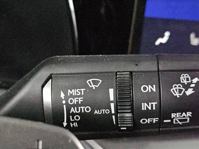 Used 2025 Lexus TX 500h AWD w/ Technology Package image 9