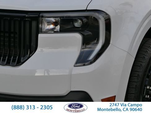 Used 2025 Ford Maverick Lobo image 11