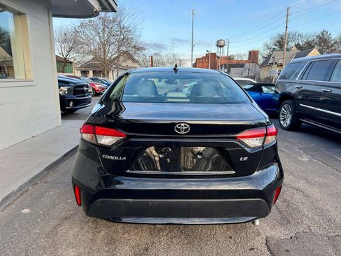 Used 2021 Toyota Corolla LE w/ Carpet Mat Package (TMS) image 13
