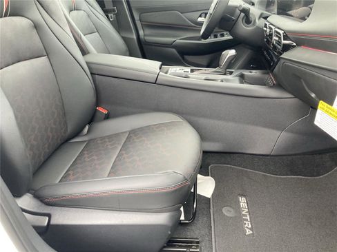 New 2026 Nissan Sentra SR w/ SR Premium Package image 33