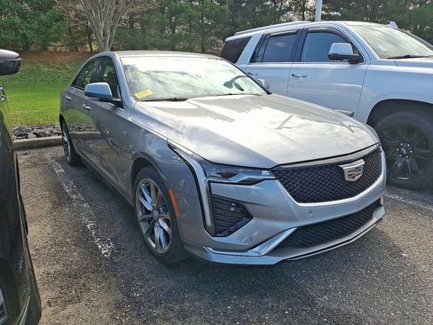 Used 2023 Cadillac CT4 Sport image 3