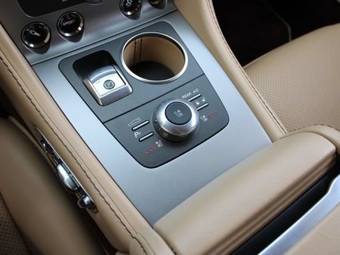 Used 2012 Aston Martin Rapide RWD image 18