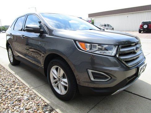 Used 2017 Ford Edge SEL w/ Equipment Group 201A AWD/4WD image 3