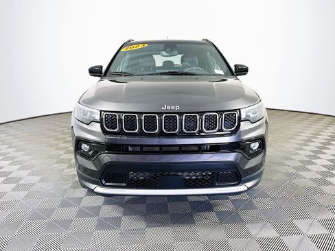 Certified 2023 Jeep Compass Limited AWD/4WD image 4