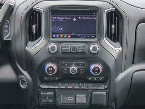 Used 2023 GMC Sierra 2500 AT4 AWD/4WD image 23