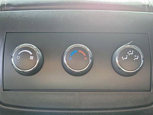 Used 2017 Buick Enclave Leather image 15