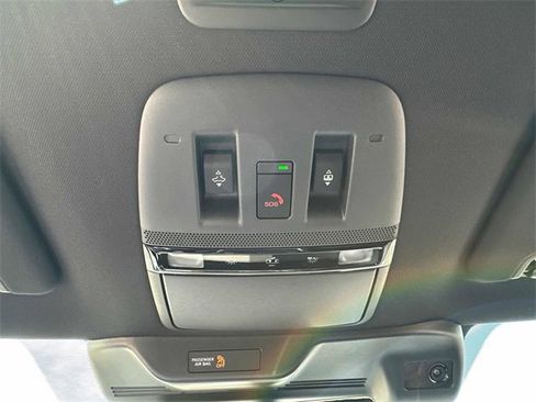 New 2025 Nissan Armada Platinum Reserve image 18