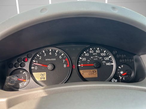 Used 2021 Nissan Frontier SV w/ Midnight Edition Floor Mats image 17