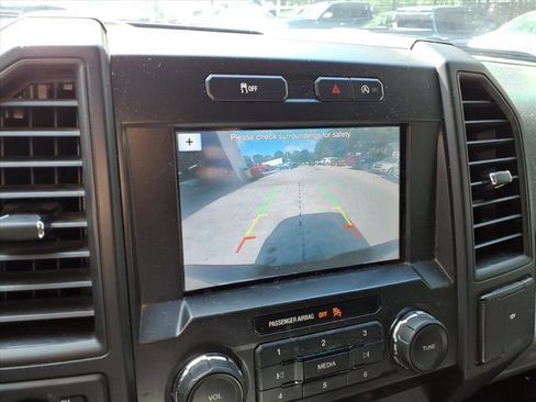 Used 2019 Ford F150 XL w/ Equipment Group 101A Mid AWD/4WD image 13