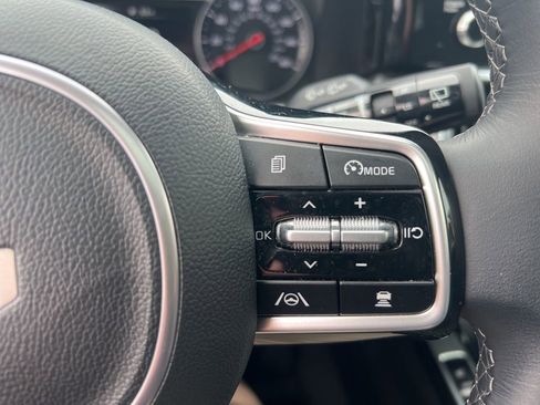 Certified 2022 Kia Sorento SX image 62