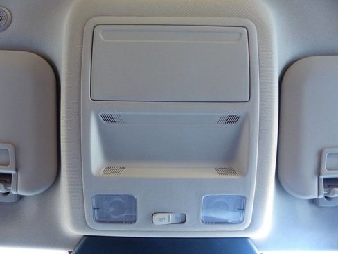 Used 2020 Ford Escape SEL image 31