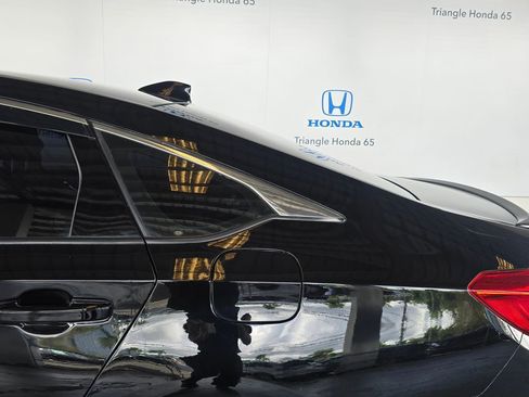 Used 2018 Honda Accord Sport image 41