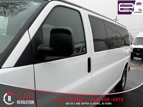 Used 2019 Chevrolet Express 3500 LT w/ LT Preferred Equipment Group image 26