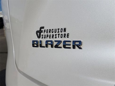 Used 2022 Chevrolet Blazer Premier w/ Enhanced Convenience Package image 6