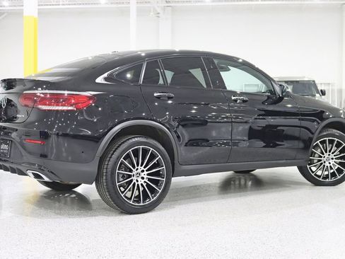 Used 2022 Mercedes-Benz GLC 300 4MATIC Coupe image 10