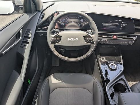 New 2026 Kia Niro Wind FWD image 14