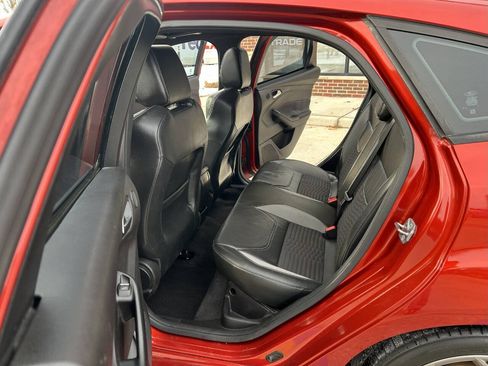 Used 2018 Ford Focus ST w/ Equipment Group 401A image 36