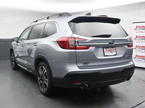 Used 2023 Subaru Ascent Limited AWD/4WD image 6