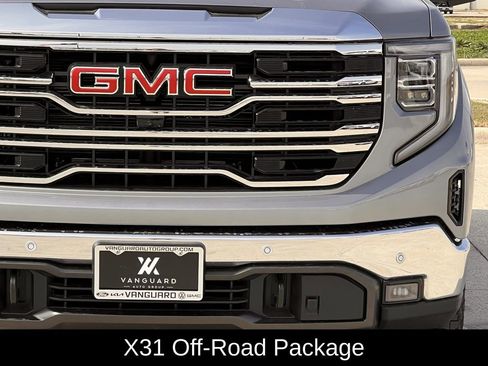 New 2026 GMC Sierra 1500 SLT image 7