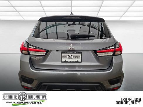 Used 2024 Mitsubishi Outlander Sport SE AWD/4WD image 5