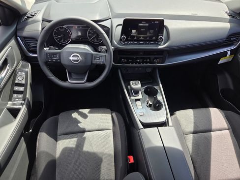New 2026 Nissan Rogue SV FWD image 6