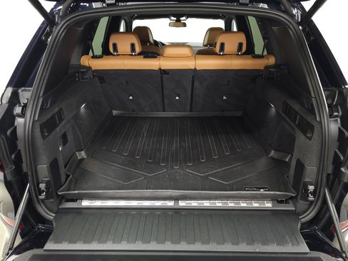Used 2021 BMW X5 xDrive45e w/ M Sport Package AWD/4WD image 7