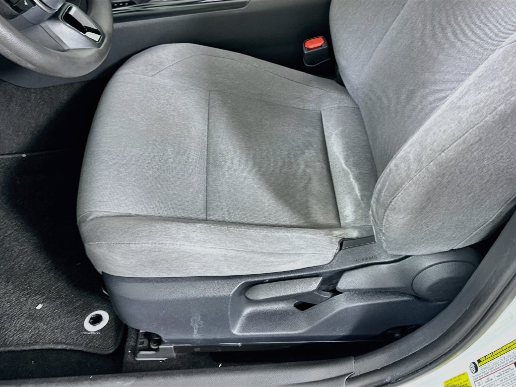 Used 2026 Toyota Camry LE FWD image 19