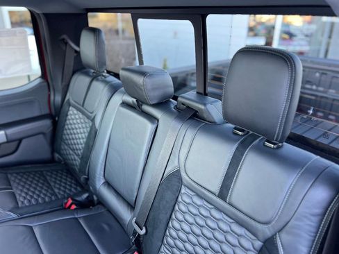 New 2026 Ford F250 Lariat w/ Black Appearance Package image 31