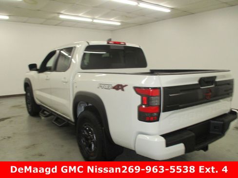 New 2025 Nissan Frontier PRO-4X w/ Pro Premium Package image 10