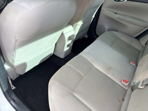 Used 2015 Nissan Sentra S image 14
